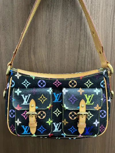 ルイヴィトン マルチカラー ロッジPM買取｜ウィンクル新宿店で渋谷区の