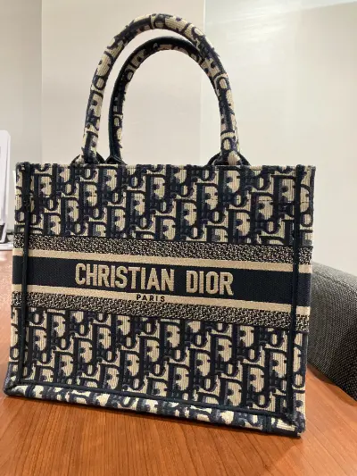 ディオール オブリーク ブックトート スモール買取｜渋谷で高価査定の実績