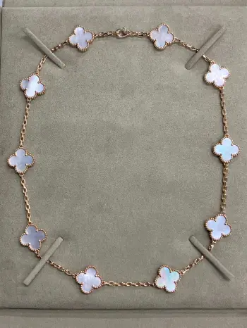 ヴァンクリーフ&アーペル ヴィンテージアルハンブラ オニキス