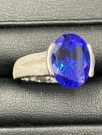 オーダー元値50万　タンザナイト　リング タンザナイト買取タンザナイトリング高価買取東京都杉並区のお客様から