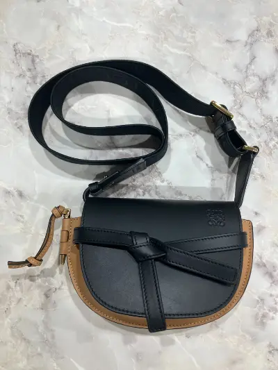 ロエベ買取｜ロエベ ゲート デュアル ミニ ショルダーバッグを千葉県